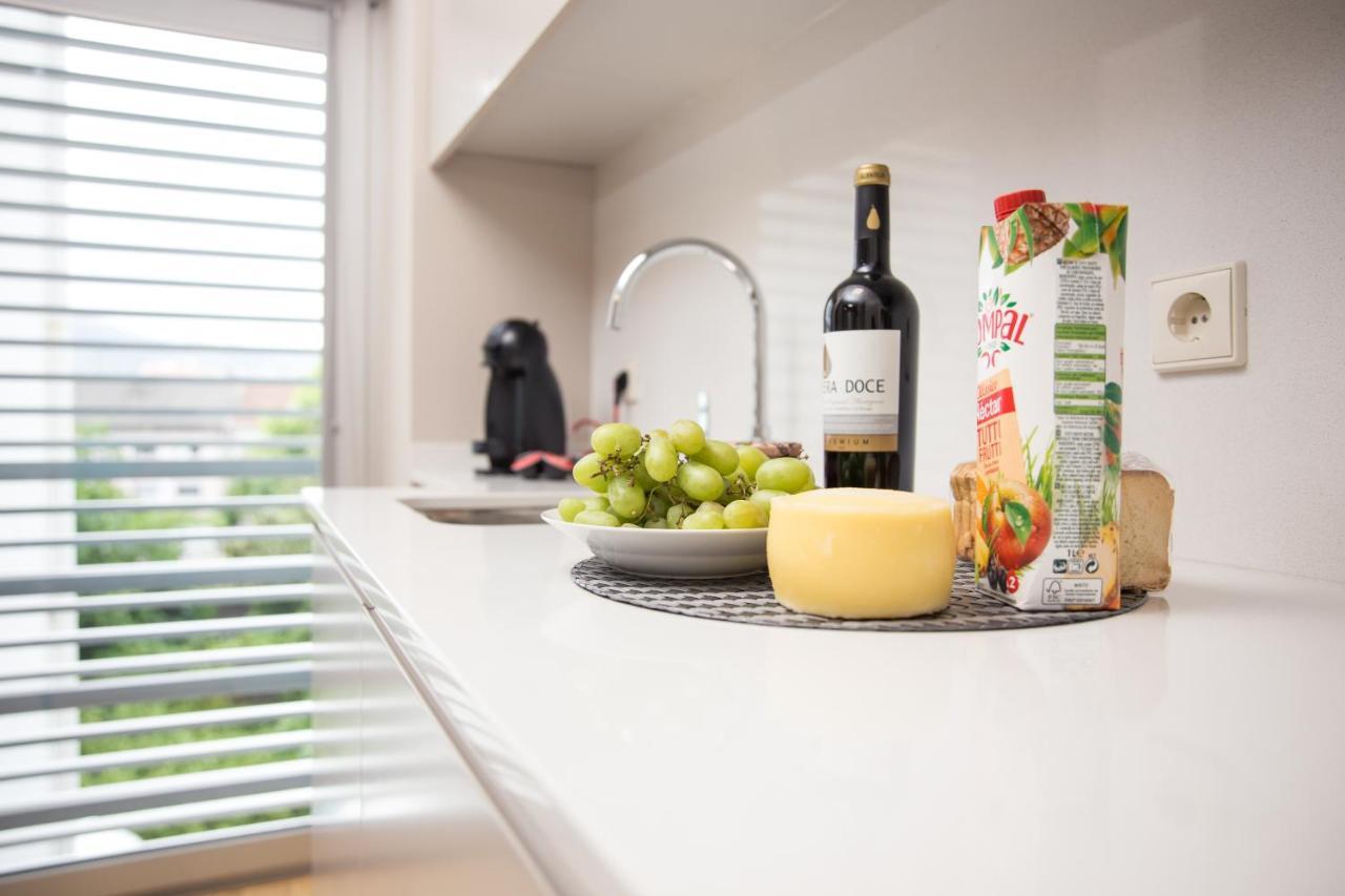 Design Flat In Braga - By Tonsdeverde ภายนอก รูปภาพ