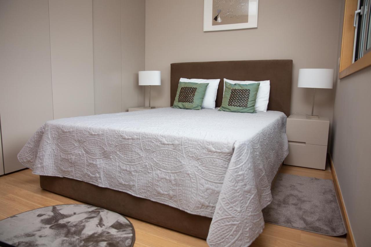 Design Flat In Braga - By Tonsdeverde ภายนอก รูปภาพ
